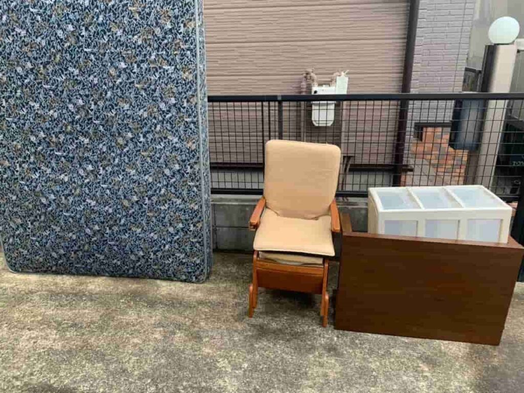北名古屋市で施設入所に伴う生前整理｜大型家具や介護用品の不用品回収