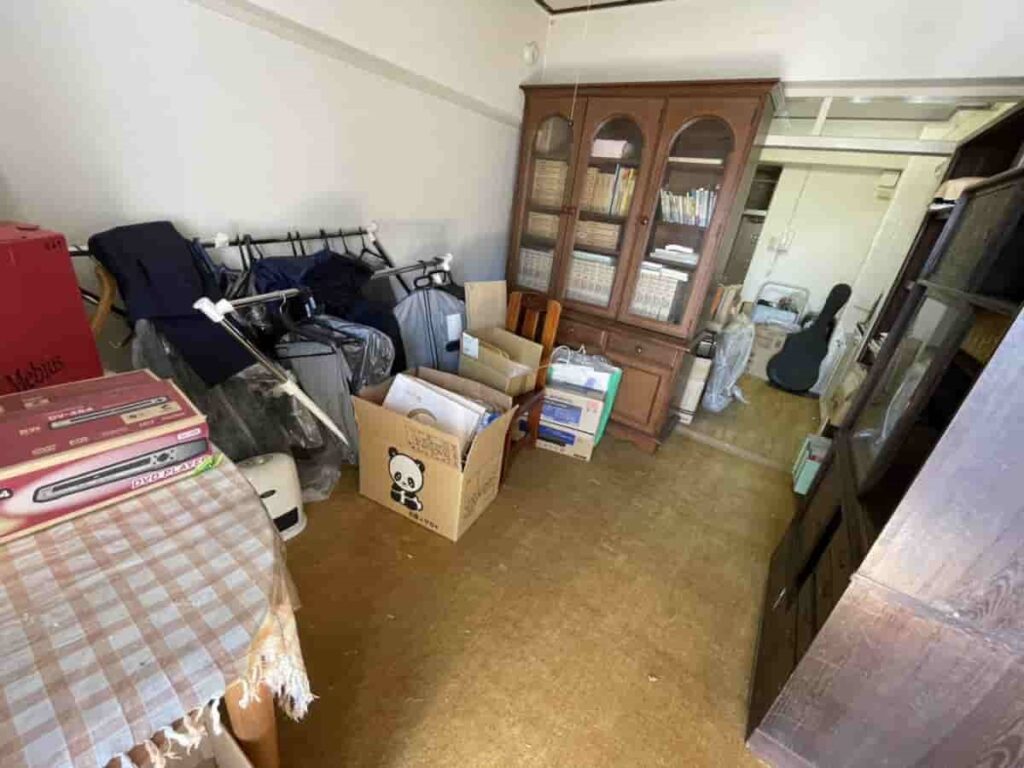 岐阜県多治見市での集合住宅の遺品整理でエアコン取り外し工事有り